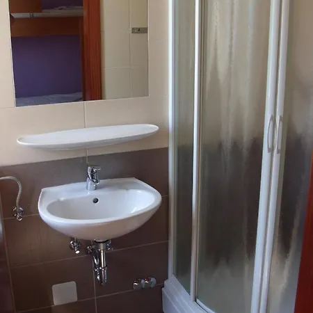 Hi Albergue