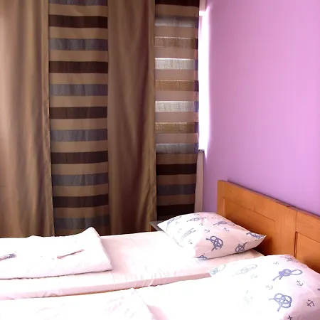 Hi Albergue *